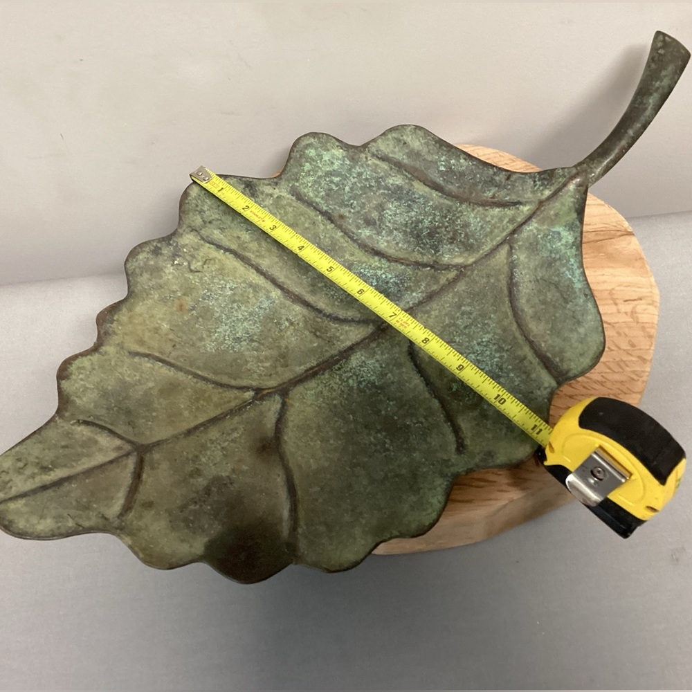 🟢 Vintage Solid Brass, Huge & Loaded With Patina Leaf Center Piece Decor - Rare - Picture 13 of 16